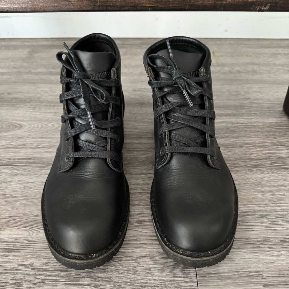 Men's Black Leather Lace-Up Boots
